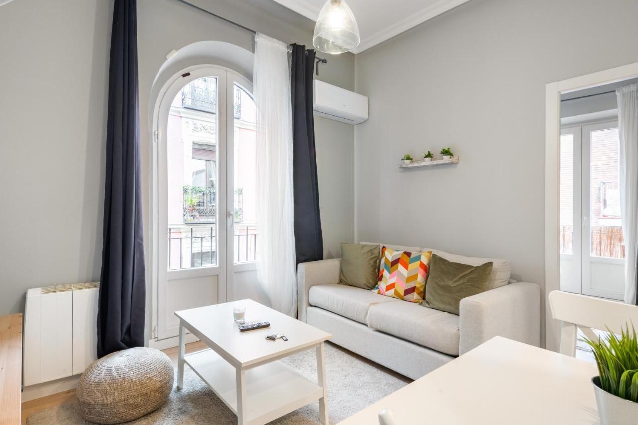 2 Bedrooms 1 Bathroom Furnished - Lavapies - Modern - Mintystay Madrid Dış mekan fotoğraf